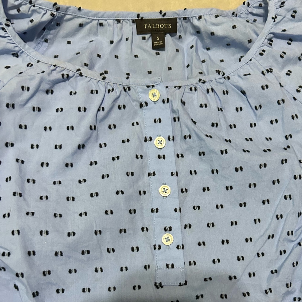 EUC Talbots Light Blue Blouse - Picture 3 of 4